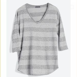 3/4 sleeve gray and white striped shit